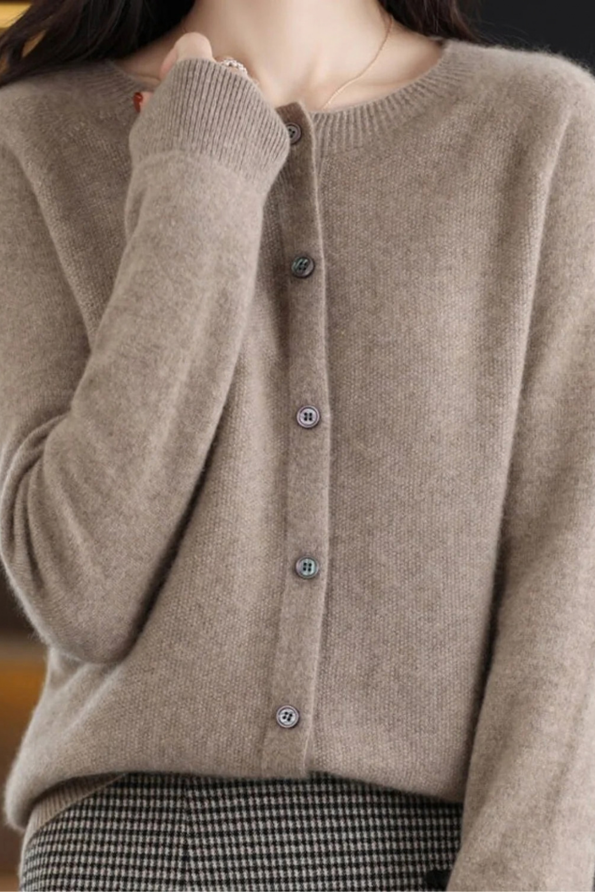 Women’s Button Front Cardigan Relaxed Elegant Style