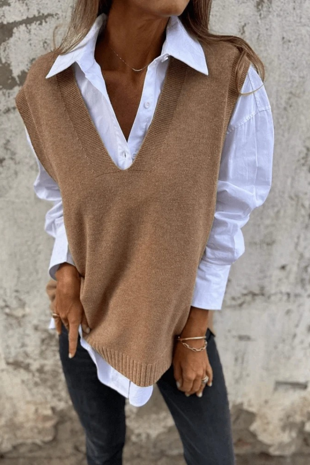 Sleeveless Knit Cardigan V-Neck Timeless Style