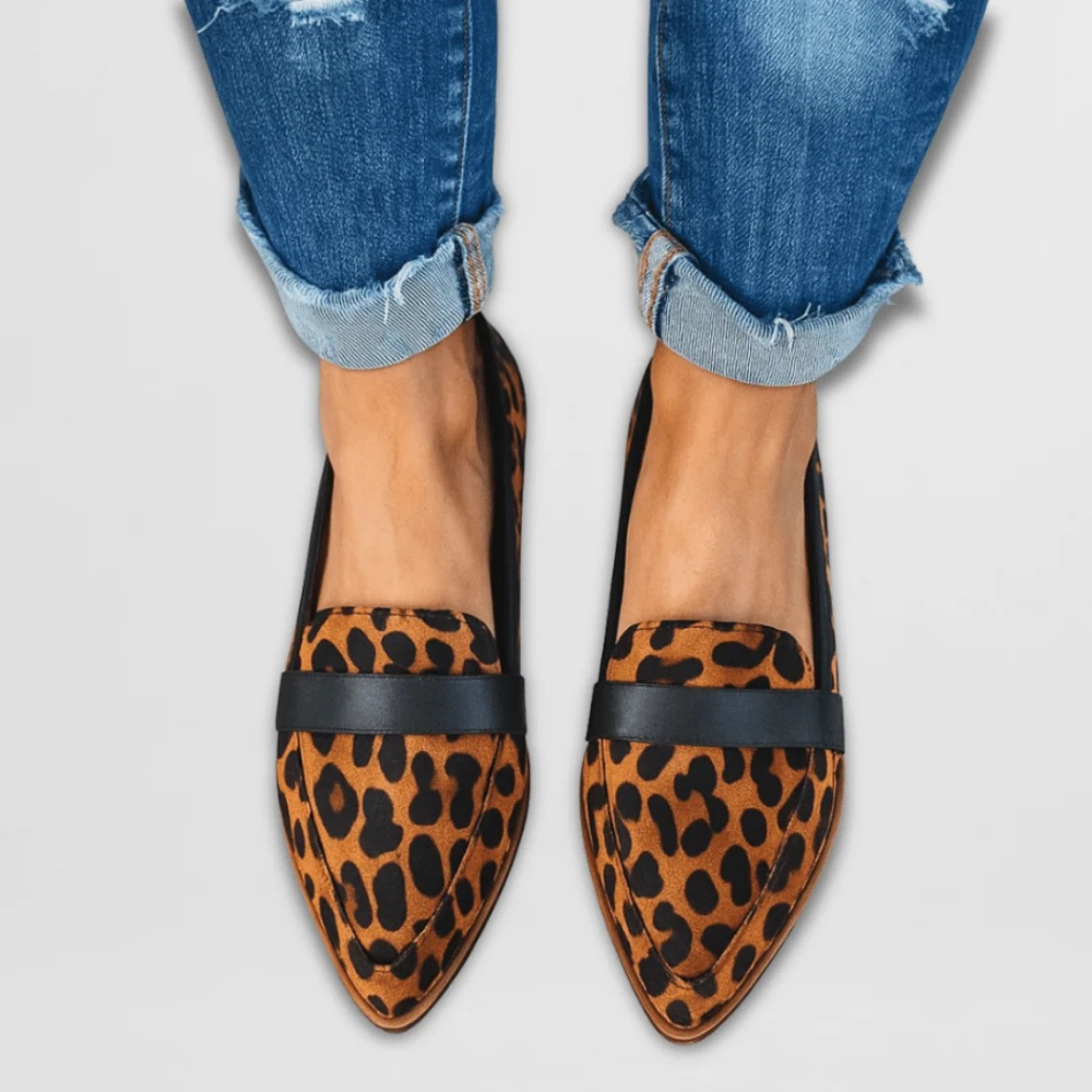 Pointed Toe Loafers Suede Classic Style