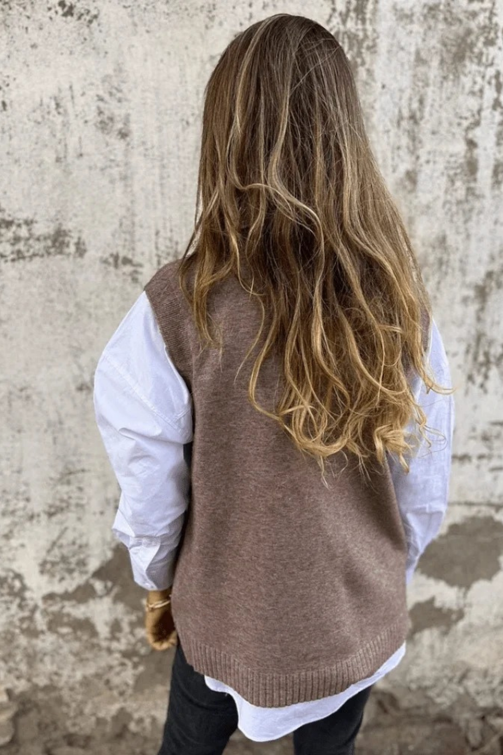Sleeveless Knit Cardigan V-Neck Timeless Style