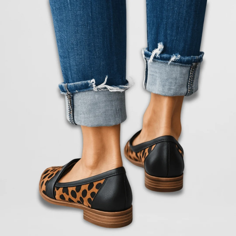 Pointed Toe Loafers Suede Classic Style
