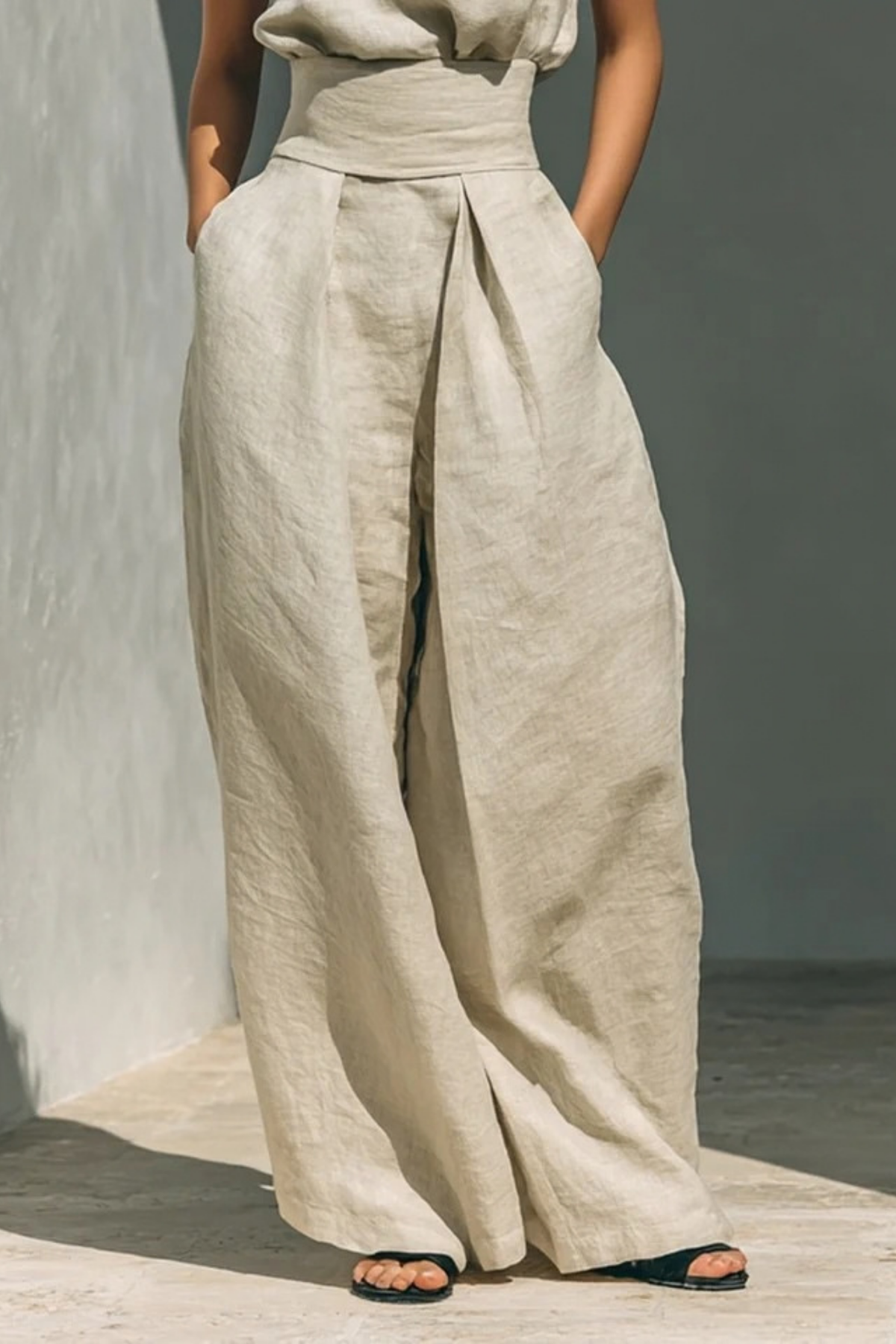 Women’s Pants Set Sleeveless Top Modern Style