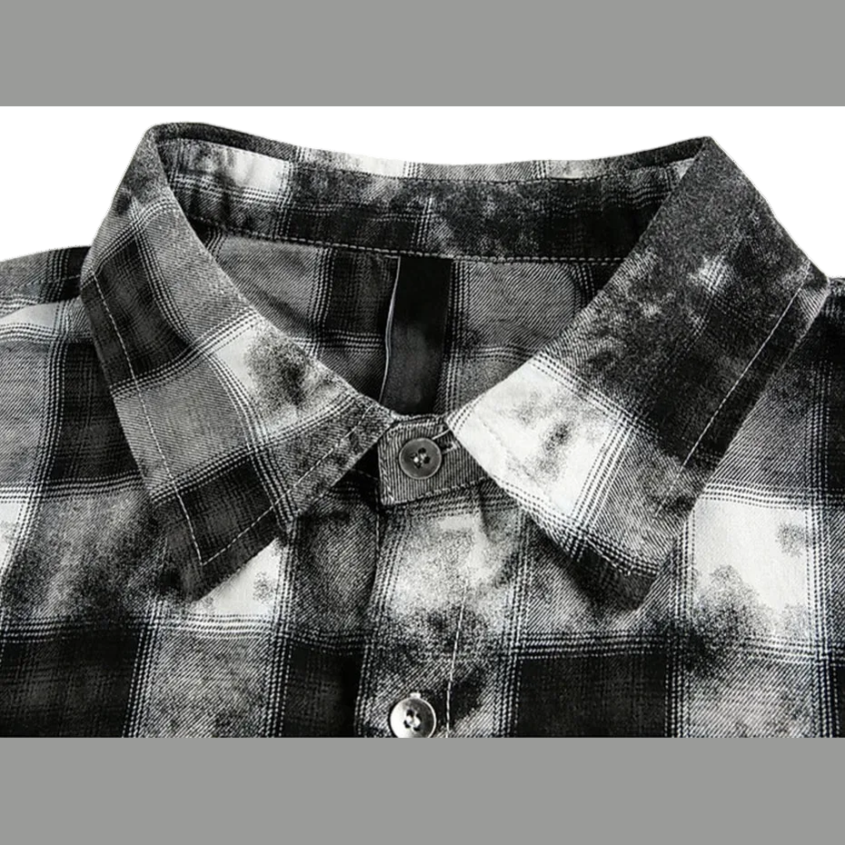 Men’s Black and White Long Sleeve Shirt